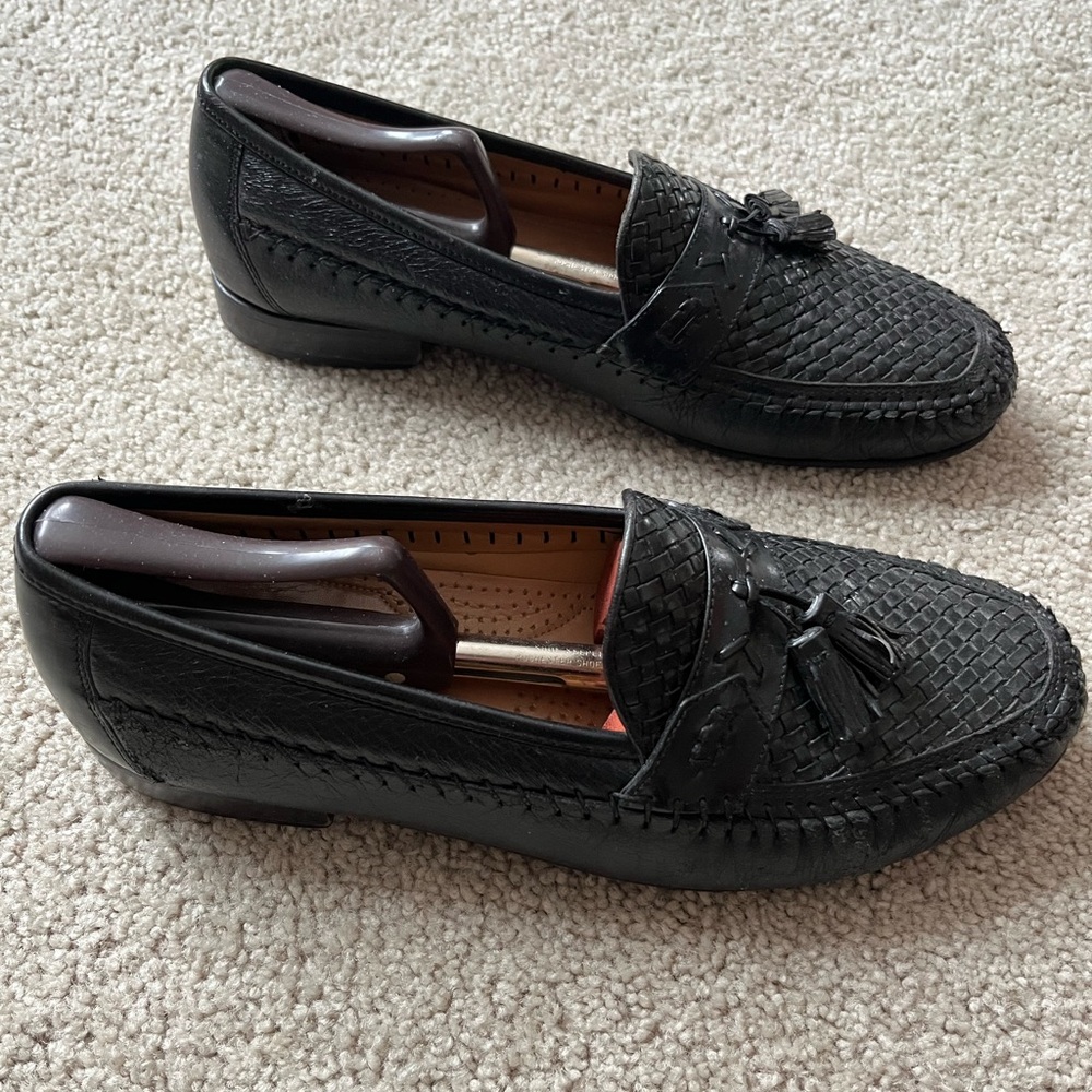 Men's Black Woven Tassel Slip-On Loafers